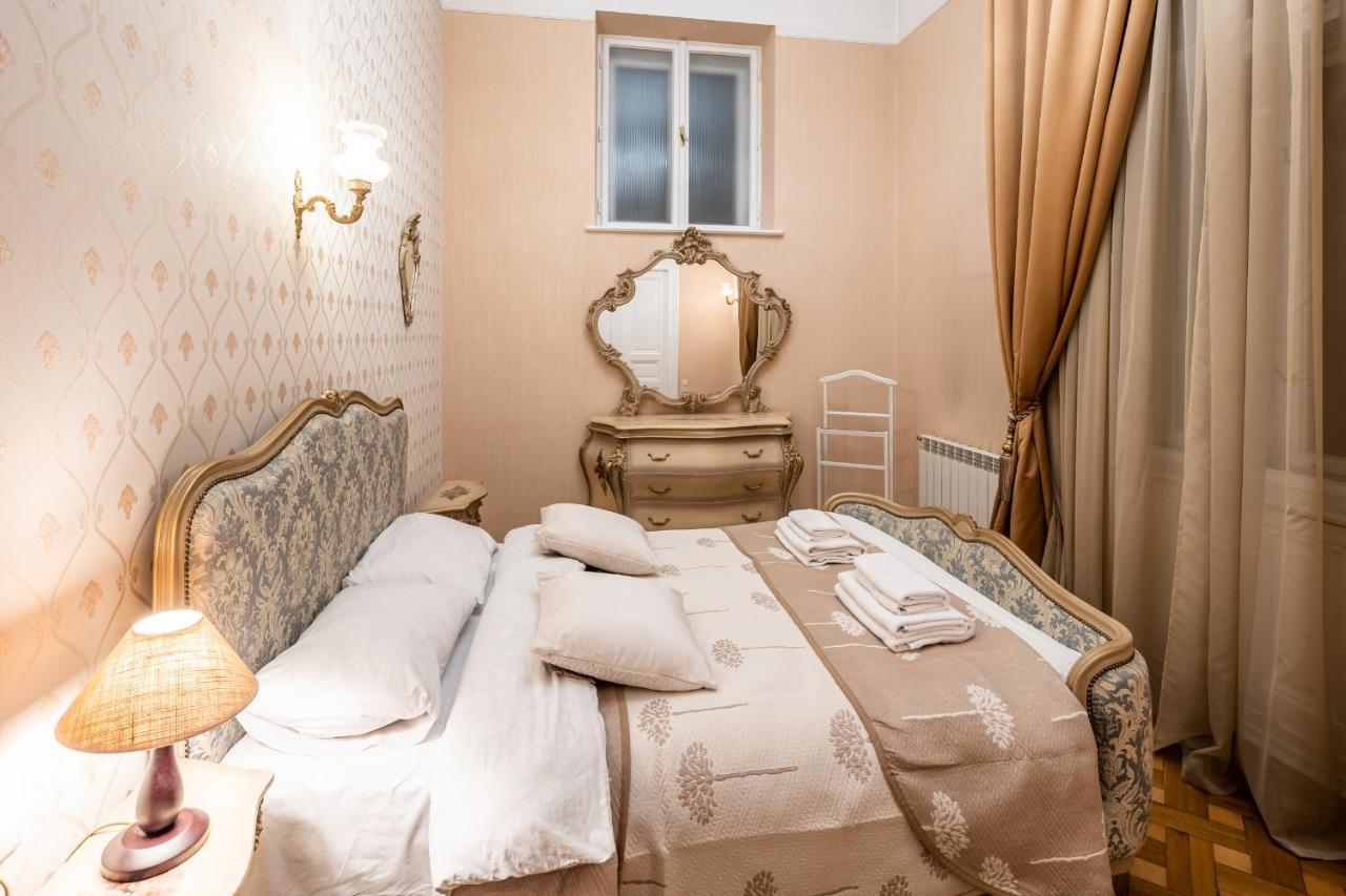 3 Bedrooms Royal Italian Style In An Austrian Building, Parking, Balcony إلفيف المظهر الخارجي الصورة