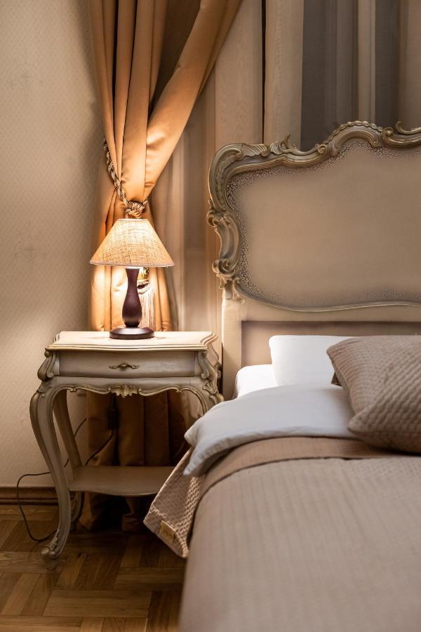 3 Bedrooms Royal Italian Style In An Austrian Building, Parking, Balcony إلفيف المظهر الخارجي الصورة
