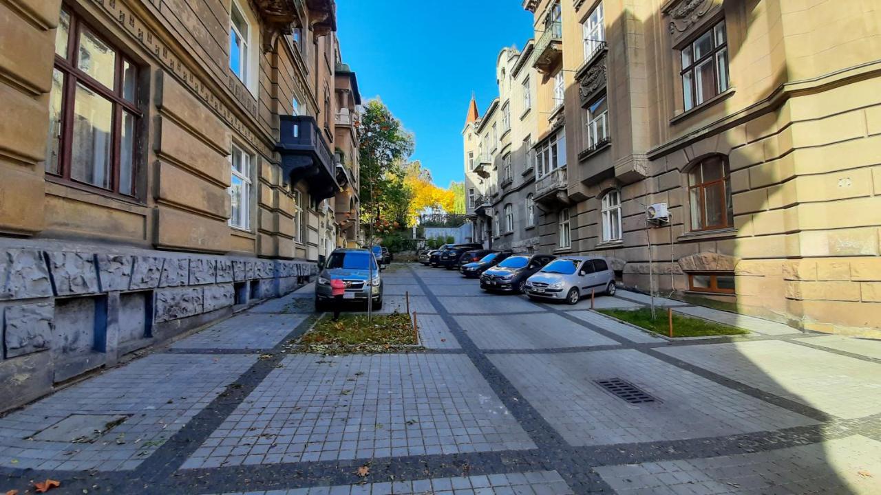 3 Bedrooms Royal Italian Style In An Austrian Building, Parking, Balcony إلفيف المظهر الخارجي الصورة