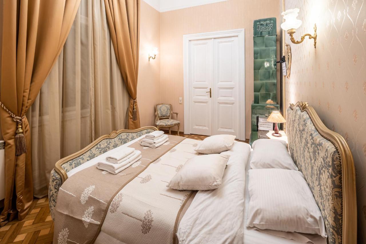 3 Bedrooms Royal Italian Style In An Austrian Building, Parking, Balcony إلفيف المظهر الخارجي الصورة